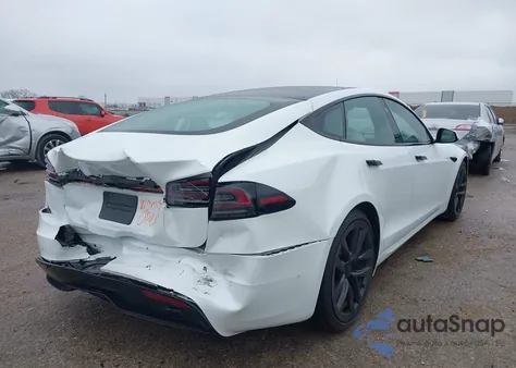 2022 Tesla Model S Dual Motor All-Wheel Drive z USA, uszkodzony, nr VIN 5YJSA1E53NF486960
